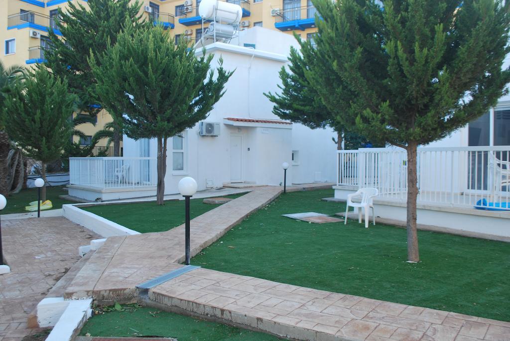 Flisvos Beach Apartments Protaras Værelse billede