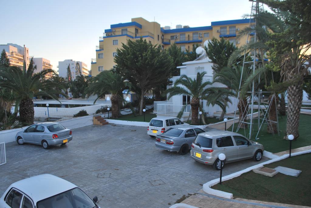 Flisvos Beach Apartments Protaras Eksteriør billede